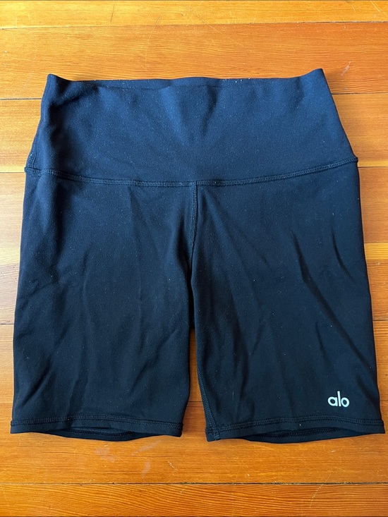 ALO Yoga Pants - Alo Bike Shorts